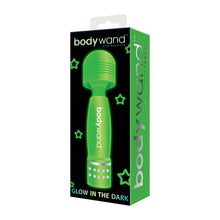 Afbeelding in Gallery-weergave laden, Bodywand - Glow In The Dark Wand Massager Groen
