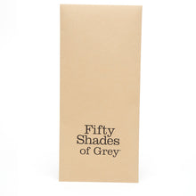 Afbeelding in Gallery-weergave laden, Fifty Shades of Grey - Bound to You Small Flogger
