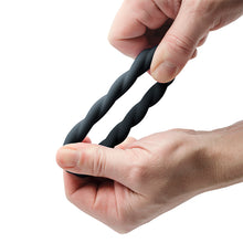 Afbeelding in Gallery-weergave laden, Rocks-off - Twist Non Vibrating Liquid Silicone Ring Black
